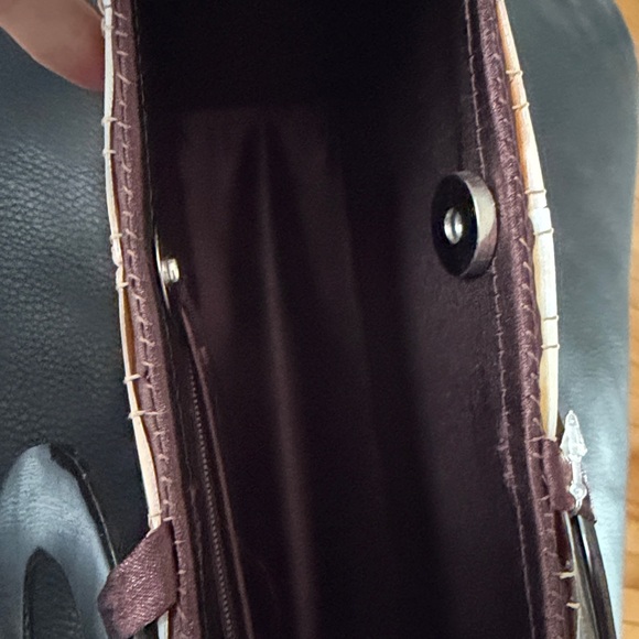 NWT Elegant Mother of Pearl Clutch - Picture 8 of 11